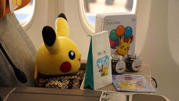 Maskapai penerbangan nasional Garuda Indonesia berkolaborasi dengan The Pokemon Company pada hari ini Kamis (22/2) meresmikan pengoperasian livery tematik Pikachu Jet GA-1 yang diaplikasikan pada pesawat Boeing 737-800 NG Garuda Indonesia di Hangar 2 GMF AeroAsia