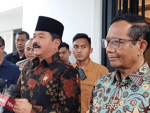 Mahfud soal Hadi Jadi Menko Polhukam: Bisa Lebih Lincah dari Saya