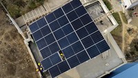 Bahkan tahun 2023, India sudah memiliki 40 PLTS dan menjadi negara yang berhasil dalam memanfaatkan energi surya. 