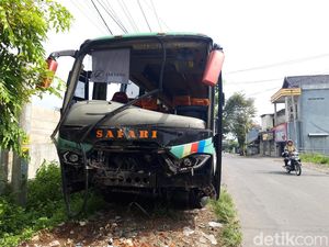 Tabrakan Adu Banteng Bus Safari Vs Pikap di Boyolali, 1 Orang Tewas-3 Luka