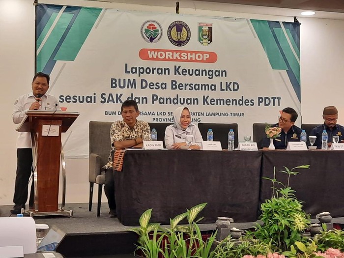 Kepala Badan Pengembangan dan Informasi Kemendes PDTT Ivanovich Agusta.
