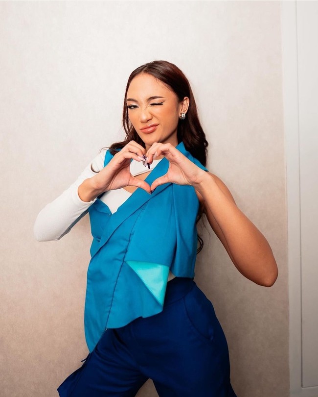 Belum diketahui bagaimana program dan perjalanan diet Marion Jola. Tapi, pada komentar di Instagram, Marion Jola menyebut bahwa dirinya nanti akan segera membagikan rancangan diet yang dijalaninya.  Foto: Dok. Instagram Marion Jola