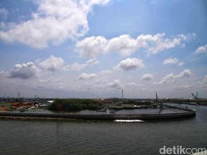 Pemerintah Akan Bangun Tanggul Laut Raksasa dari Jakarta hingga Gresik