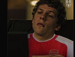 Meme Menohok Arsenal Dikalahkan Porto, Saka Dicari Emaknya