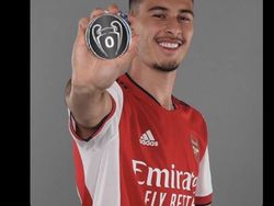 Meme Menohok Arsenal Dikalahkan Porto, Saka Dicari Emaknya