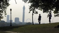 Dibuka pada tahun 1965 oleh Perdana Menteri Harold Wilson, menara setinggi 177 meter ini digunakan oleh stasiun televisi untuk mengirim sinyal.