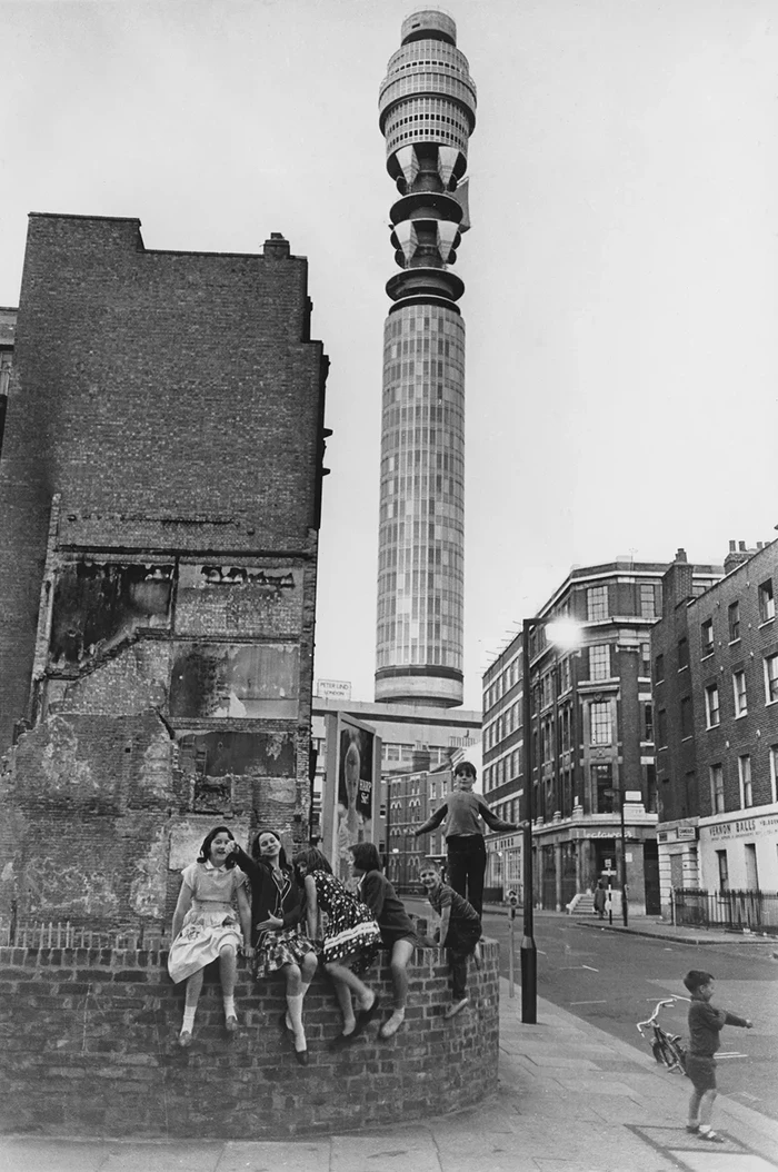 Menara BT di London
