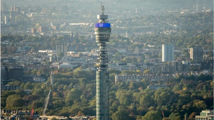 Menara BT di London