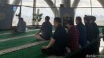 Menikmati Keindahan Masjid Tertinggi di Jakarta