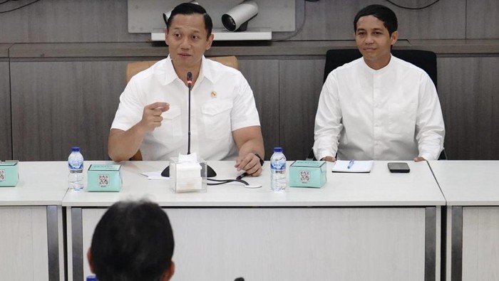 Menteri AHY pimpin rapat perdana di Kementerian ATR/BPN