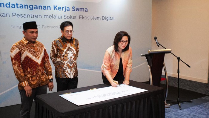 Optimalkan Ekosistem Digital di Lingkungan Pesantren Digitalisasi terus digaungkan tak terkecuali di pesantren. Untuk itu sistem pembayaran dan infrastruktur digital penunjang aktivitas belajar pun dihadirkan.