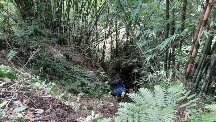 Penampakan pikap di Gowa jatuh di jurang. Dokumen Istimewa