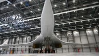 Salah satu pesawat TU-160 bertuliskan nama Ilya Muromets, pahlawan Slavia Timur (karakter mitos epik yang mirip dengan ksatria bandel Eropa Barat). Nama yang sama kelahiran Kyiv, insinyur penerbangan Rusia-Amerika Igor Sykorsky diberikan kepada pembom berat yang ia rancang dan bangun pada tahun 1913 tepat sebelum dimulainya Perang Dunia Pertama.