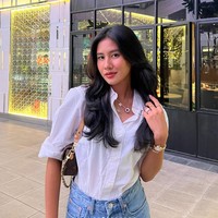 Angga Yunanda tampak ikut memberikan komentar di unggahan terbaru Shenina tersebut. Angga mengaku sampai mau pingsan karena melihat Shenina yang terlalu cantik. “PINGSAN DULLUU CANTIK BANGETTTT,” komentar Angga Yunanda. Foto: Instagram/@sheninacinnamon