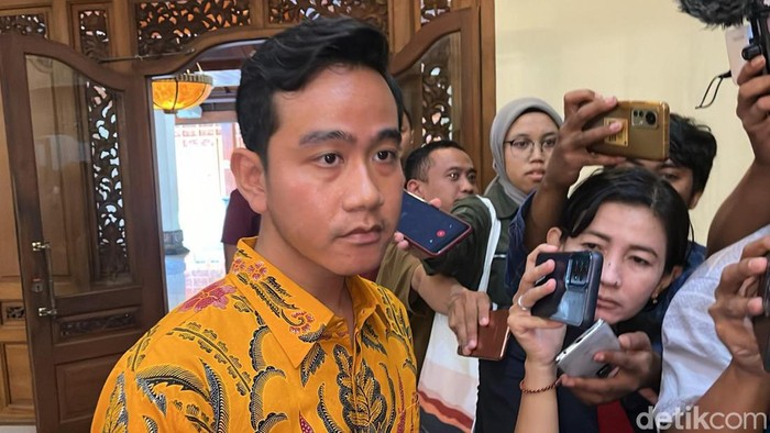 Wali Kota Solo, Gibran Rakabuming Raka ditemui di Balai Kota Solo, Kamis (22/2/2024).