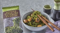 Di Jepang juga ada inovasi mie unik yang membuat banyak orang penasaran. Berupa mie soba yang terbuat dari tambahan matcha green tea Jepang. Foto: boredpanda.com/sitenews