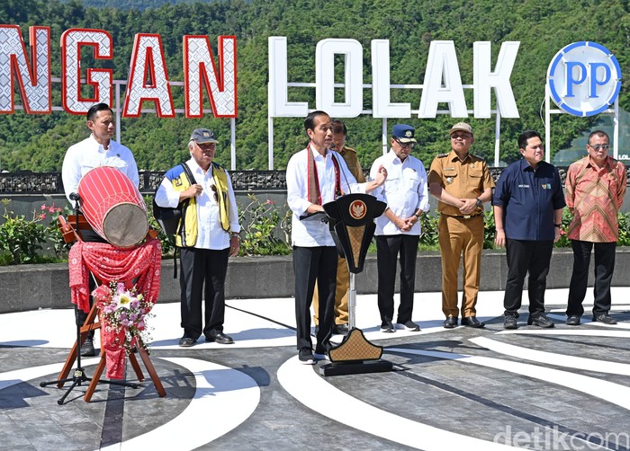 Basuki Hadimuljono Dampingi Presiden Jokowi Resmikan Bendungan.