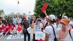 Potret Demo di Depan Gedung Agung Jogja Tuntut Diskualifikasi Paslon 02