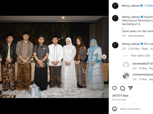 Foto Bareng 3 Gus Kondang, Ini Kelakar Denny Caknan
