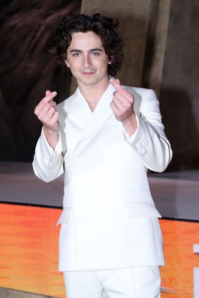 Di Korea Selatan, ‘finger heart’ mewakili ekspresi cinta atau terima kasih. Foto: Han Myung-Gu/Getty Images