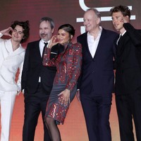 Sejumlah pemain ‘Dune: Part 2’ hadir dalam pemutaran perdana ‘Dune: Part 2’ di Seoul, Korea Selatan. Pose para bintang mudanya, Zendaya, Timothee Chalamet hingga Austin Butler mencuri perhatian. Foto: Han Myung-Gu/Getty Images