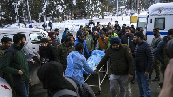 Longsor Salju di Resor Ski Kashmir Tewaskan Seorang Warga Rusia