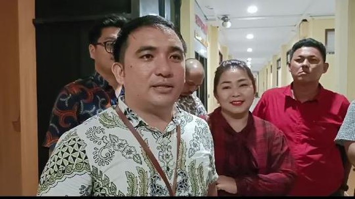 Kuasa hukum Jeane Laluyan, Kris Tumbel.
