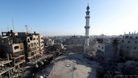 Terbaru Israel menghancurkan sebuah masjid dalam serangan udara di Rafah, Gaza selatan, 22 Februari 2024.