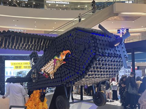 Kiehl's Subway: Trash to Art