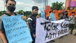 Koalisi Pemuda Jaga Pancasila Gelar Aksi Protes Acara Metamorfoshow di TMII