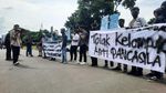 Koalisi Pemuda Jaga Pancasila Gelar Aksi Protes Acara Metamorfoshow di TMII
