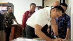 Jadi Menteri Jokowi, Begini Gaya AHY Blusukan ke Kantor Pertanahan