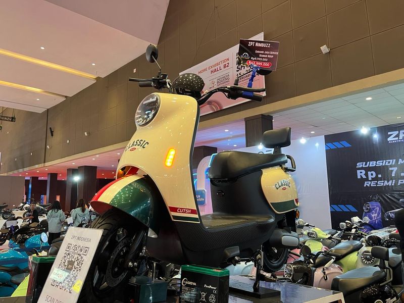 Motor listrik ZPT Nimbuzz di IIMS 2024