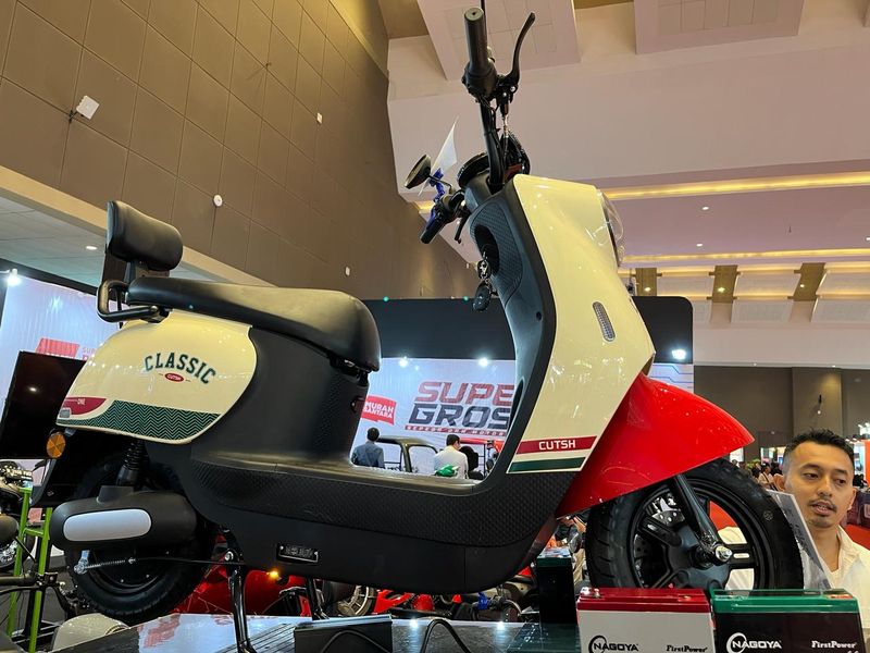 Motor listrik ZPT Nimbuzz di IIMS 2024