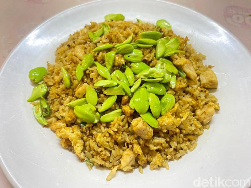 Nasi Goreng Pete Guan Tjo, Nasi Goreng Jadul yang Tetap Digemari