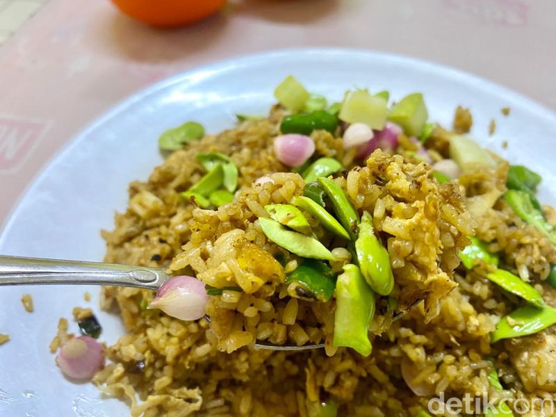 Nasi Goreng Pete Guan Tjo, Nasi Goreng Jadul yang Masih Populer