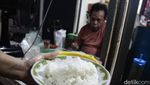 Pedagang Warung Nasi Terdampak Kenaikan Harga Beras