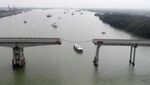 Penampakan Jembatan di China Terbelah Usai Ditabrak Kapal Tongkang