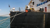 Staf pelabuhan Aden mengatakan total 9.229 ton biji-bijian akan dibongkar di Aden. Sementara pihak pelabuhan sedang melakukan pembenahan kapal khususnya crane.   