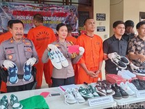 Mantan Karyawan Bobol Toko Sepatu di Denpasar lalu Dijual di Facebook