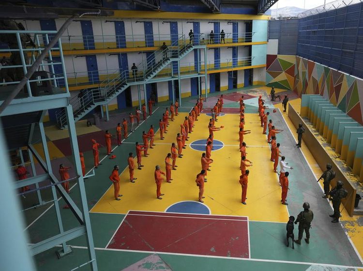 Potret Aktivitas Napi Gangster di Penjara Ekuador