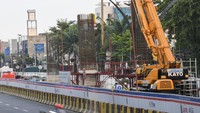 Menurut PT Jakarta Propertindo (JakPro) proyek LRT rute Velodrome – Manggarai mengalami deviasi positif sebesar 0,177 persen dari yang ditargetkan hingga Minggu kedua bulan Februari 2024. 