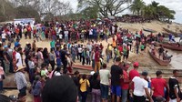 Insiden itu terjadi pada hari Selasa siang menjelang sore di sebuah area tambang bernama Bulla loca di negara bagian Bolivar, tujuh jam perjalanan dengan perahu dari kota terdekat, La Paragua. 