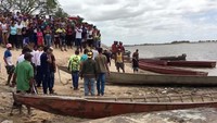 Sekitar 23 jenazah telah ditemukan, termasuk 15 jenazah yang tiba dengan perahu di La Paragua. 