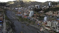 Beberapa hari sebelumnya, Badan Meteorologi Nasional Bolivia telah memberi peringatan oranye pada wilayah La Paz yang berpotensi terjadi bencana longsor di tengah intensitas hujan yang tinggi.  