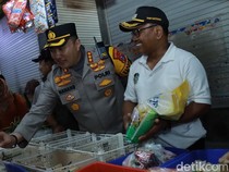 Sidak Pasar, Satgas Pangan Banyuwangi Bakal Tindak Tegas Penimbun Beras