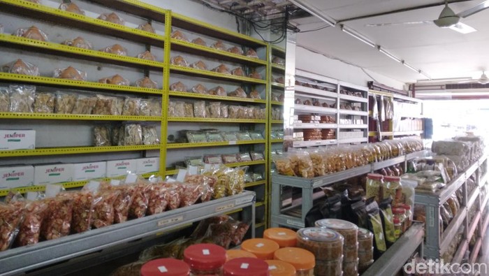 Toko Oleh-oleh Sumber Jaya Khas Cirebon