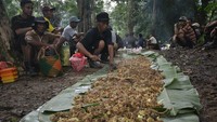 Setiap Jumat Kliwon bulan Ruwah penangalan Jawa, warga setempat melaksanakan tradisi Nyadran atau Merti Dusun dengan memotong kambing dan memasaknya di sekitar makam dusun.  