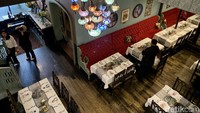Belum lama ini, restoran Turki autentik di kawasan Gunawarman, Jakarta Selatan, Turkuaz meluncurkan paket menu afternoon tea ala Turki (21/02/24). Beragam kue-kue Turki disajikan dengan teh pilihan. Foto: detikcom