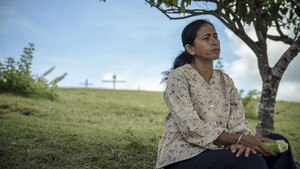 Adapula Linda Adoe yang juga debut dan menjadi bintang utama yakni Orpa, ibu dua anak yang menjadi nyawa di film tersebut. Dok. Bintang Cahaya Sinema
